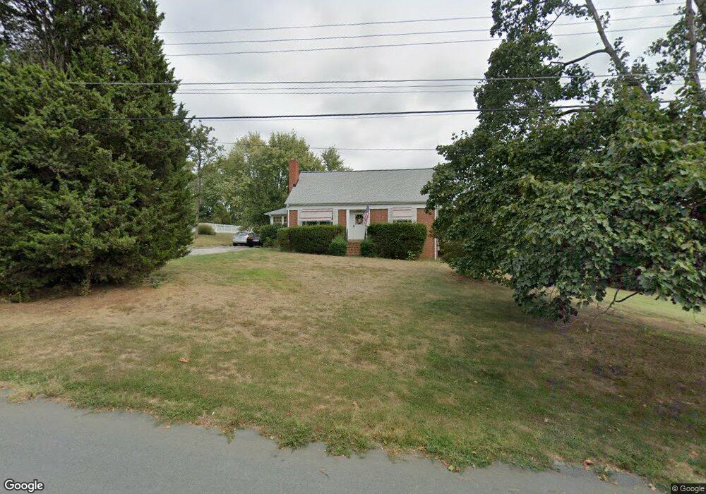 15101 Liberty Grove Dr, Burtonsville, MD 20866 - photo 1