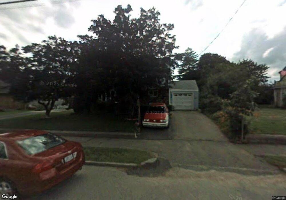 10 Daggett Ave, Pawtucket, RI 02861 - photo 1