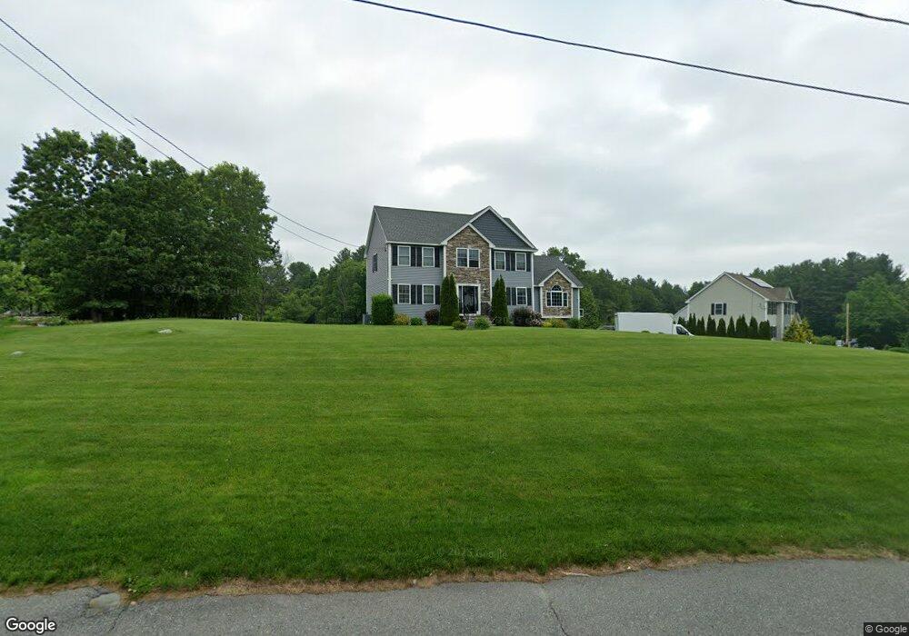 560 Colburn Ave, Dracut, MA 01826 - photo 1