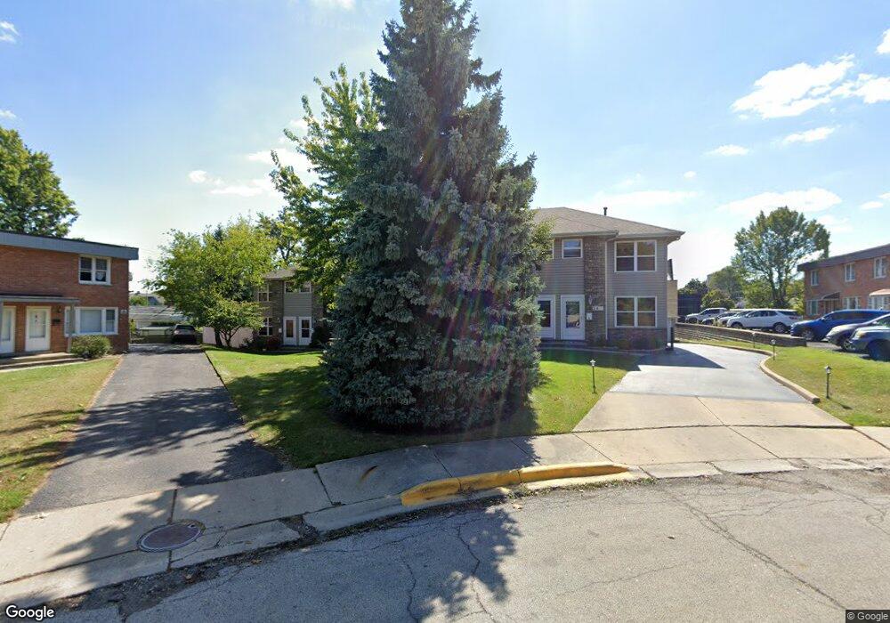 2411 Dunlay Ct unit 6, Waukegan, IL 60085 - photo 1