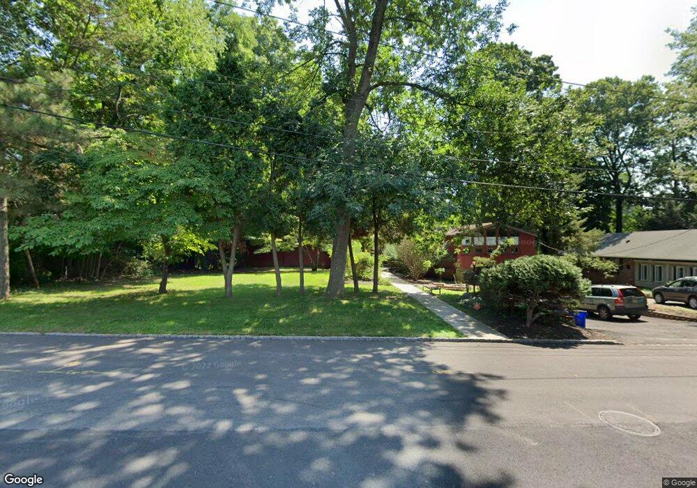 435 Tappan Ave, North Plainfield, NJ 07063 - photo 1