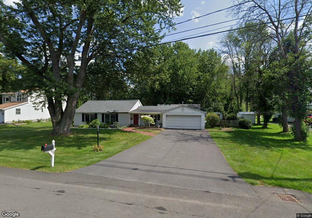 978 Inman Rd, Schenectady, NY 12309 - photo 1