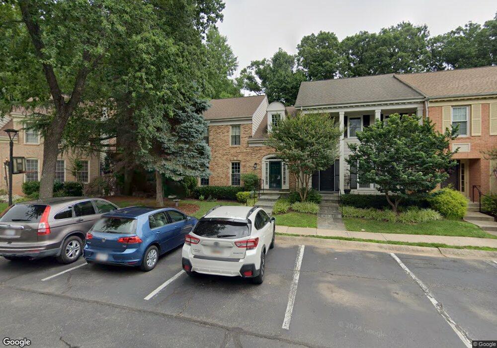 12229 Tildenwood Dr, Rockville, MD 20852 - photo 1