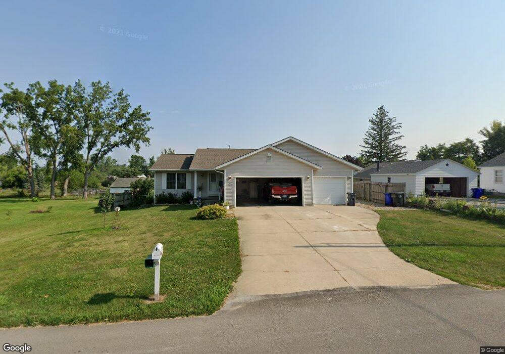 4220 Cedarcrest Ct NW, Cedar Rapids, IA 52405 - photo 1
