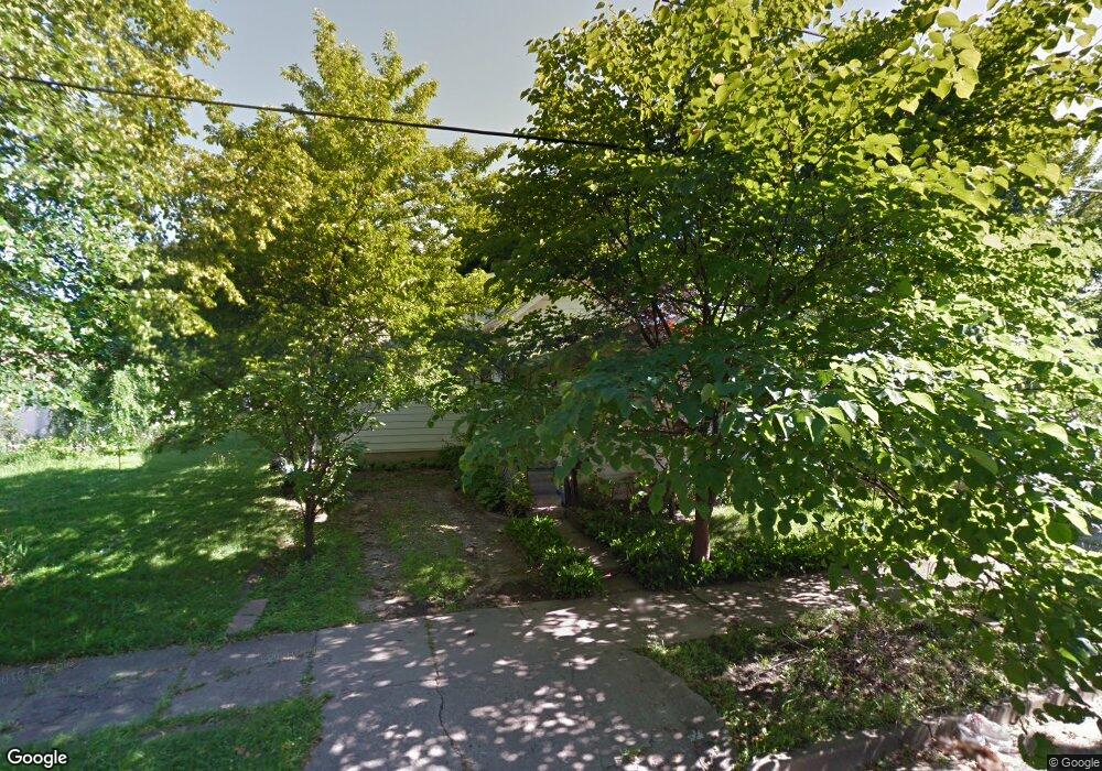 911 Edison Ave, Lansing, MI 48910 - photo 1