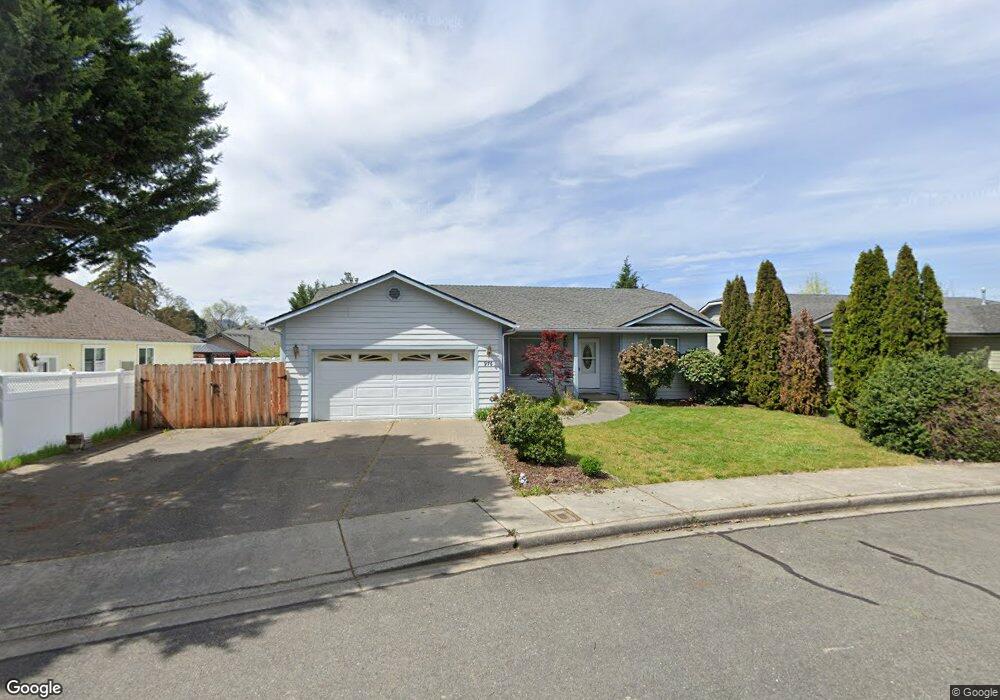 976 Skylark Ln, Grants Pass, OR 97527 - photo 1