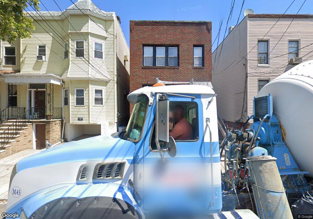 212 Hutton St unit 1, Jersey City, NJ 07307 - photo 1