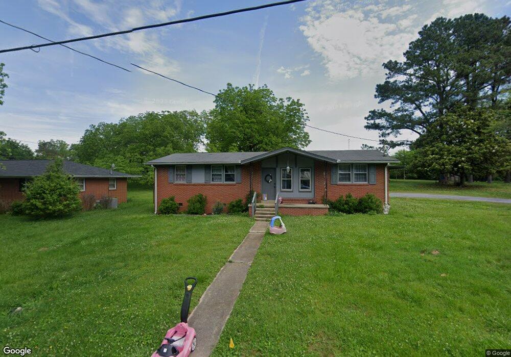 105 Whiteside St, Shelbyville, TN 37160 - photo 1