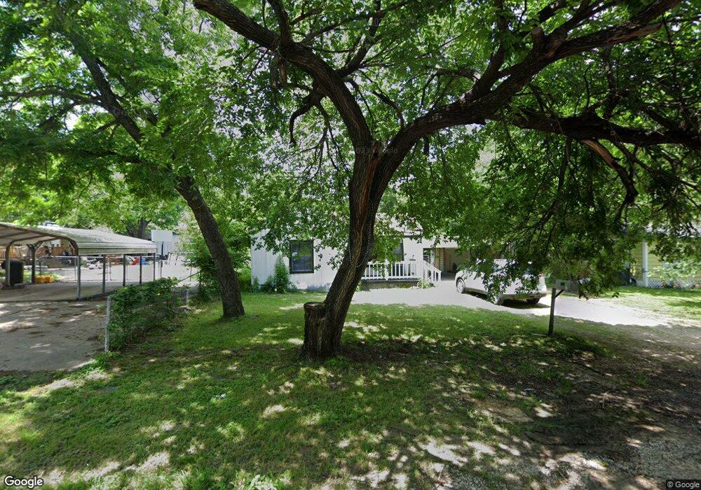 808 W Waco St, Ennis, TX 75119 - photo 1