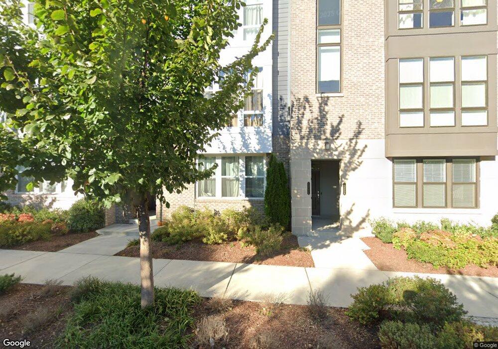 13344 Sherwood Park Ln, Herndon, VA 20171 - photo 1