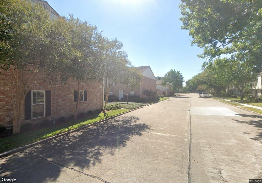 14273 Lost Meadow Ln, Houston, TX 77079 - photo 1