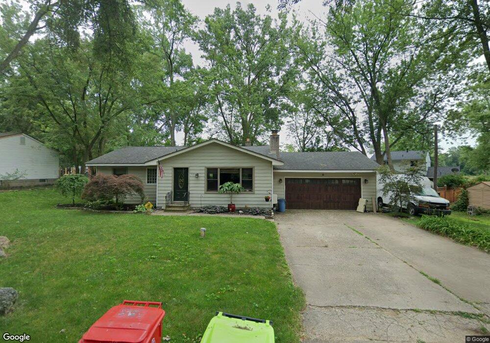 7621 Crestmore St, West Bloomfield, MI 48323 - photo 1