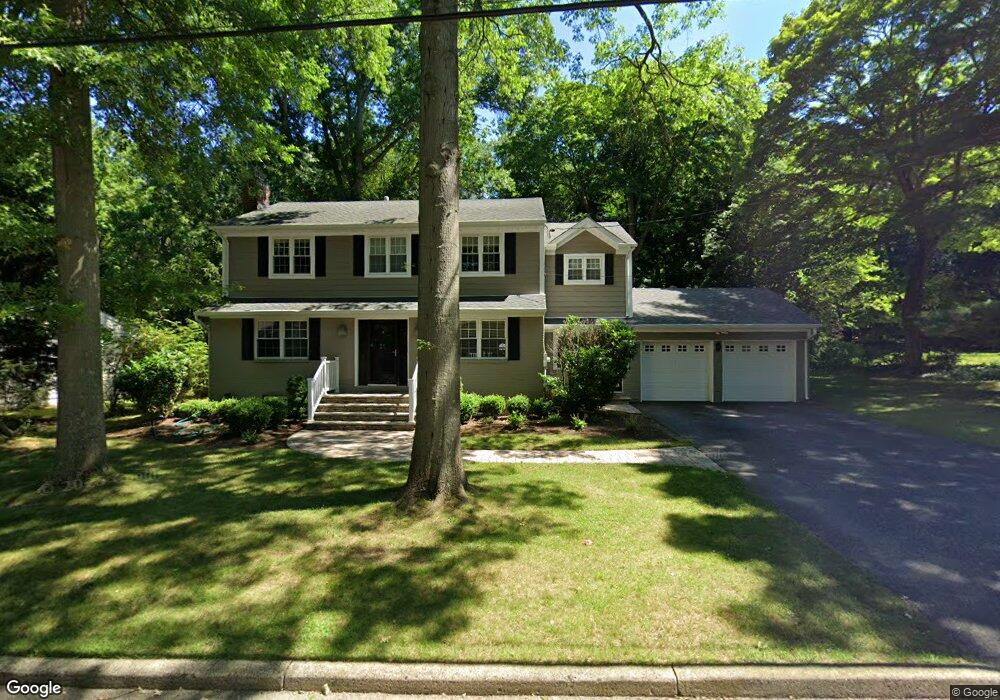 18 Robin Rd, Demarest, NJ 07627 - photo 1