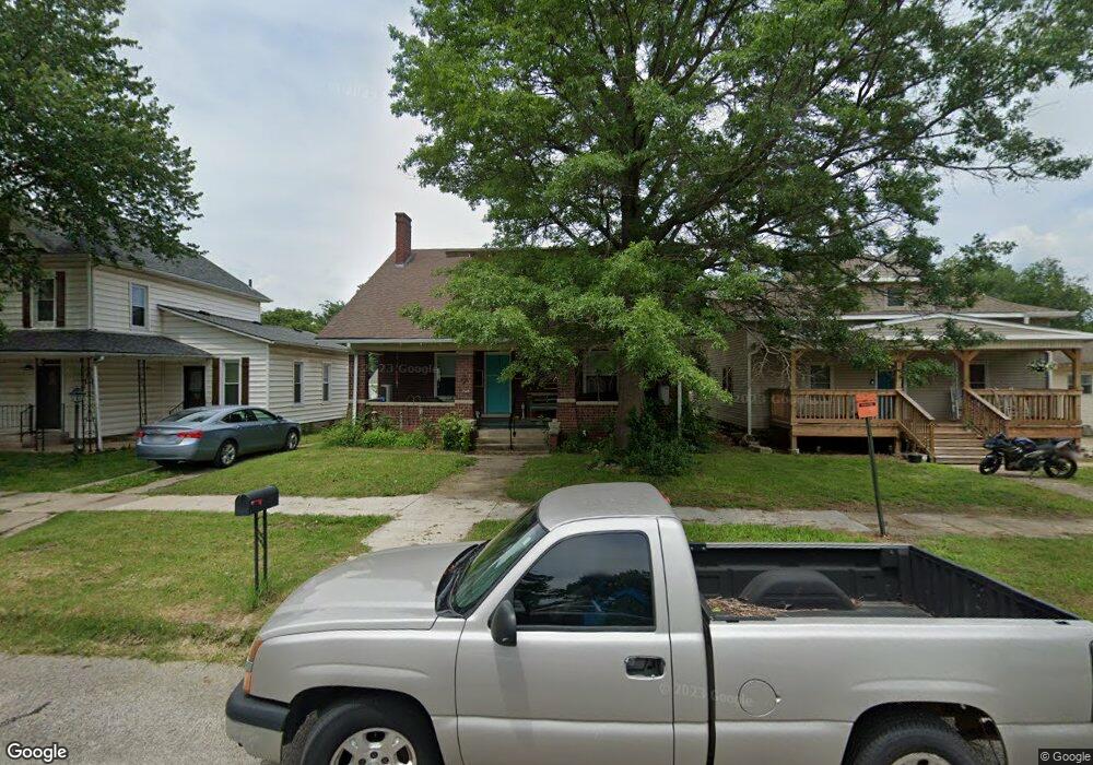 1717 Dirr N A, Parsons, KS 67357 - photo 1