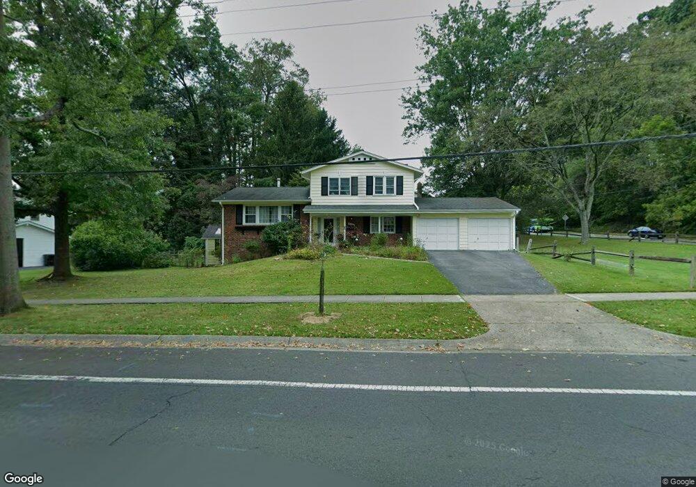 5306 Russett Rd, Rockville, MD 20853 - photo 1