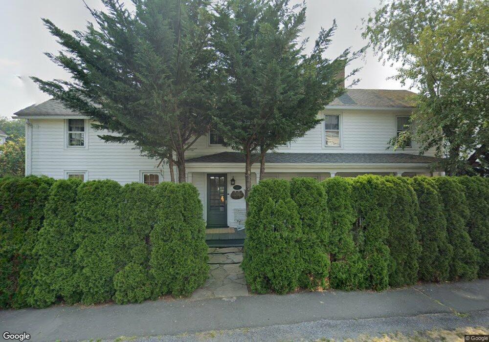 289 S Pine Creek Rd, Fairfield, CT 06824 - photo 1