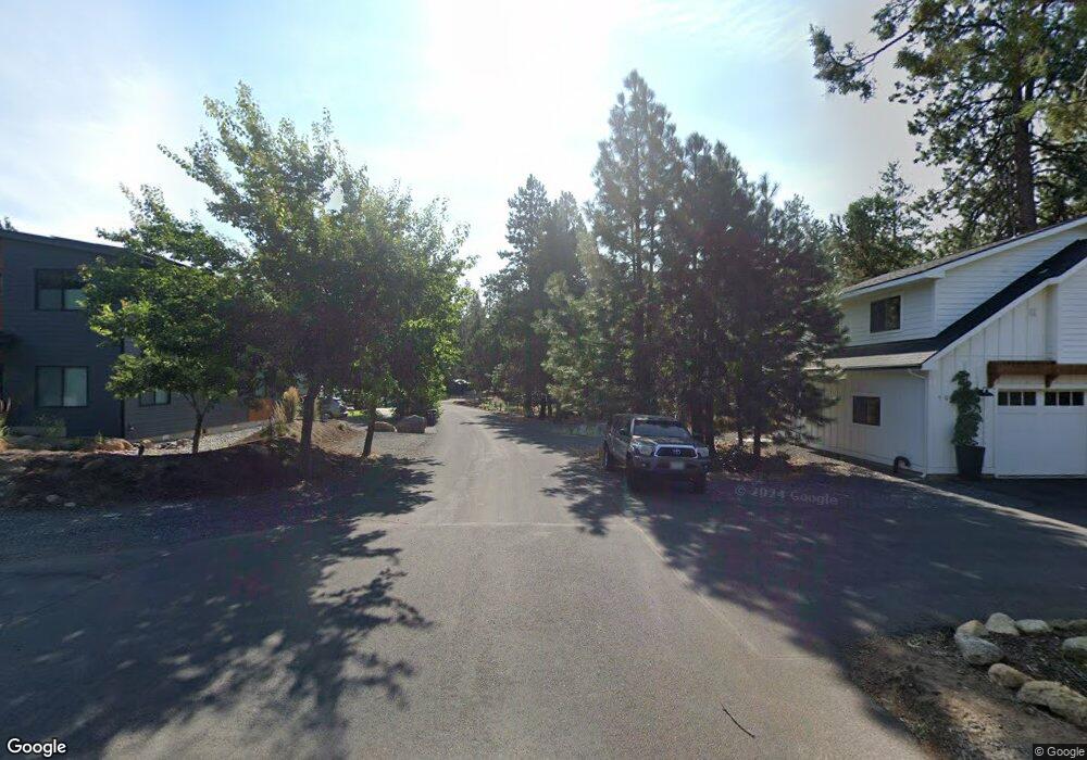 19976 S Alderwood Cir, Bend, OR 97702 - photo 1