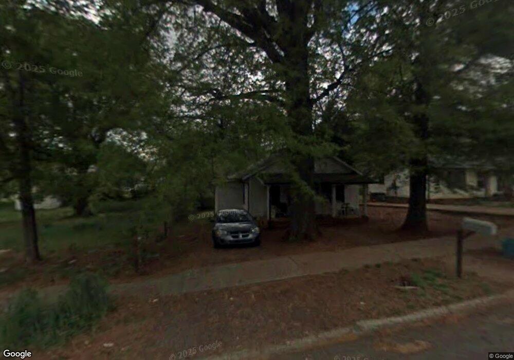 1122 Caldwell St, Statesville, NC 28677 - photo 1