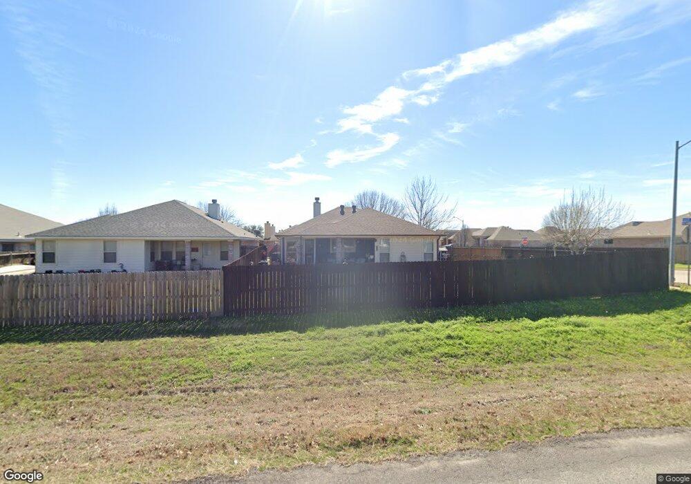 4700 Sapphire Ln, Granbury, TX 76049 - photo 1