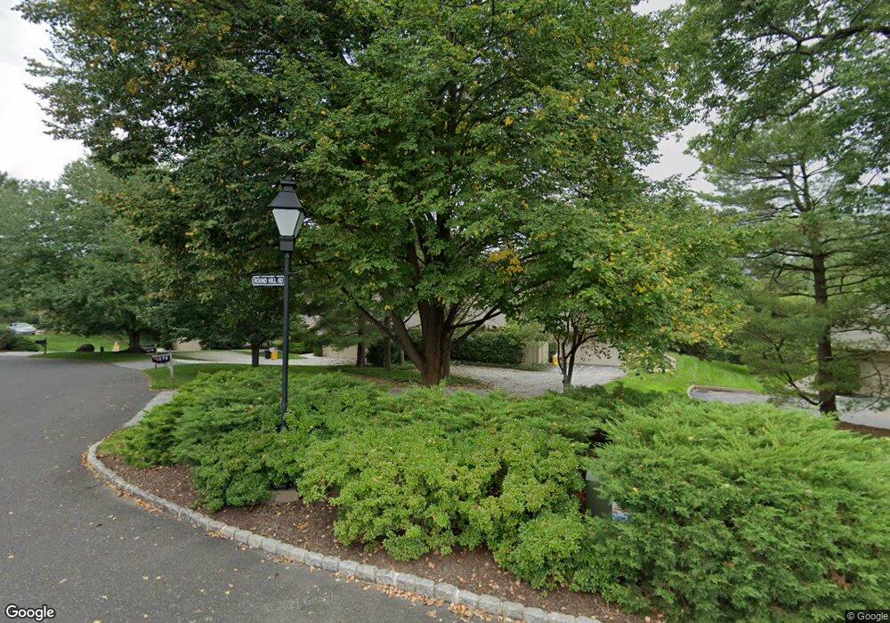 1276 Round Hill Rd unit 38, Bryn Mawr, PA 19010 - photo 1