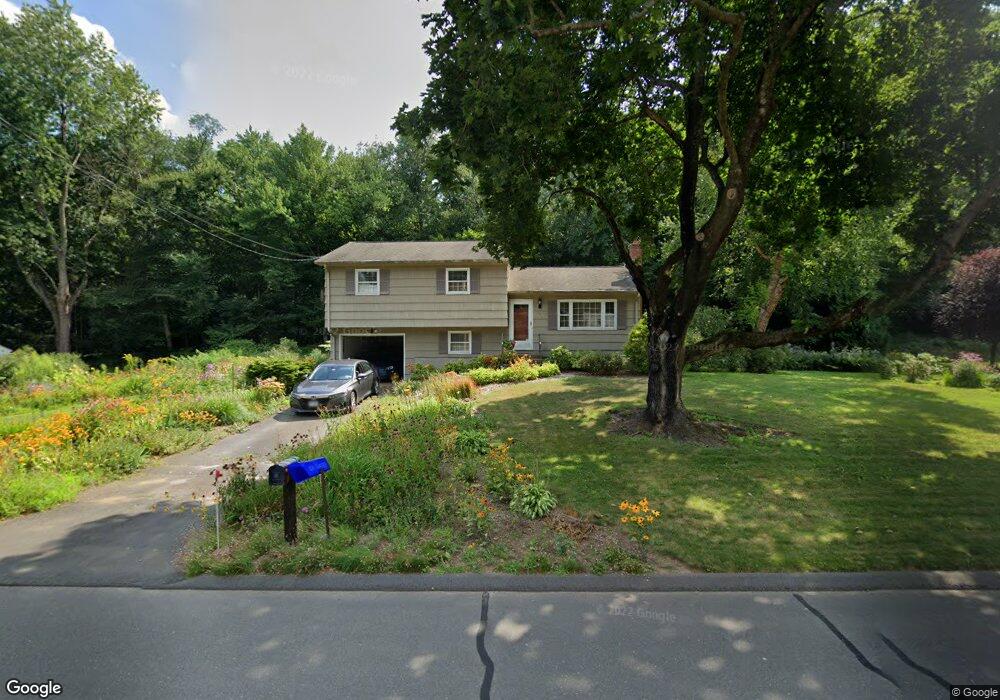 8 Hayes Ave, Ellington, CT 06029 - photo 1