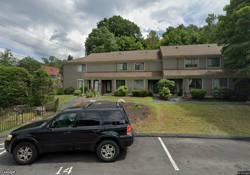 14 Riveredge Dr, Winsted, CT 06098 - photo 1