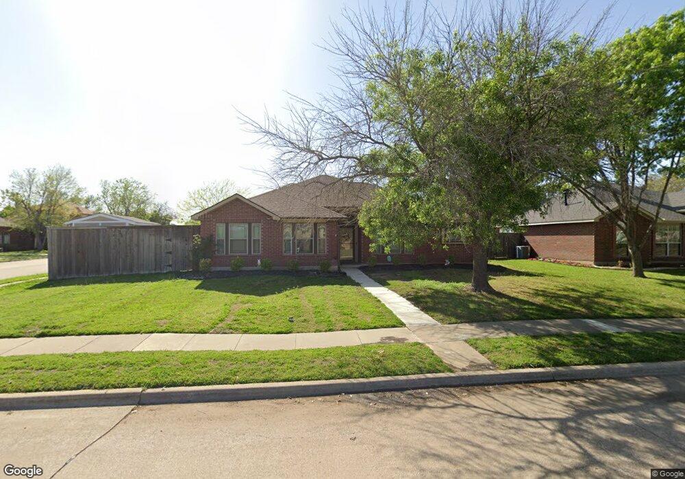 101 N Carriage House Way, Wylie, TX 75098 - photo 1