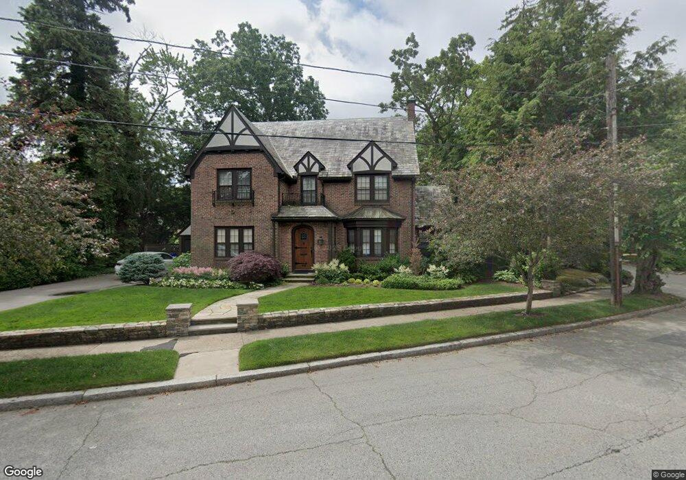 715 Elmgrove Ave, Providence, RI 02906 - photo 1