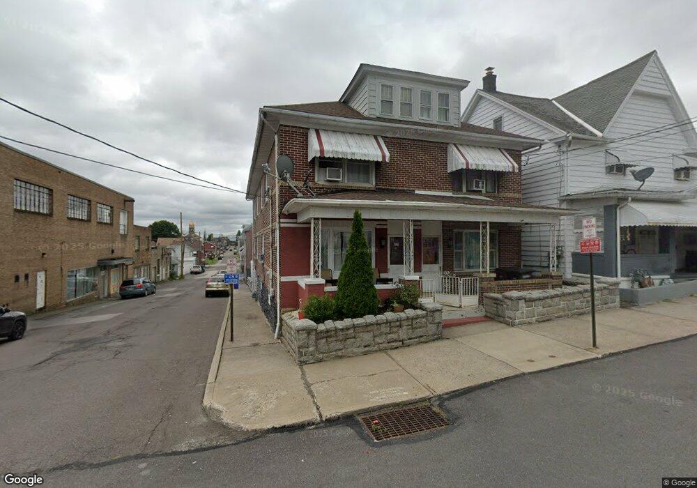 602 Arthur St, Hazleton, PA 18201 - photo 1