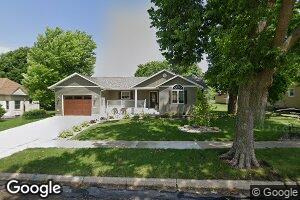 441 1st St NW, Wells, MN 56097