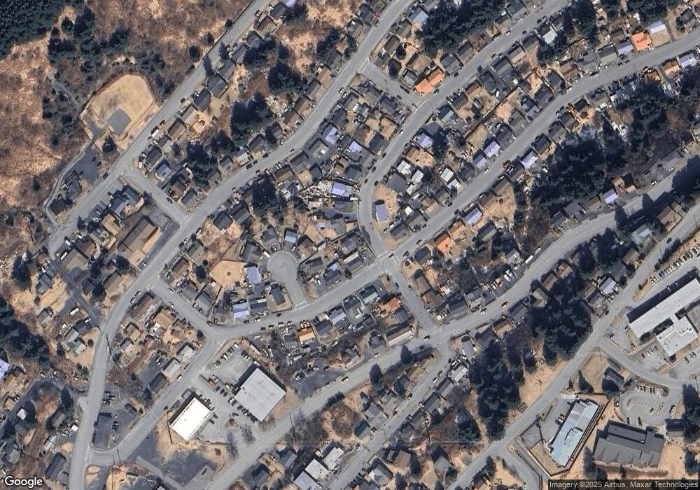 611 Hemlock St, Kodiak, AK 99615 - photo 1