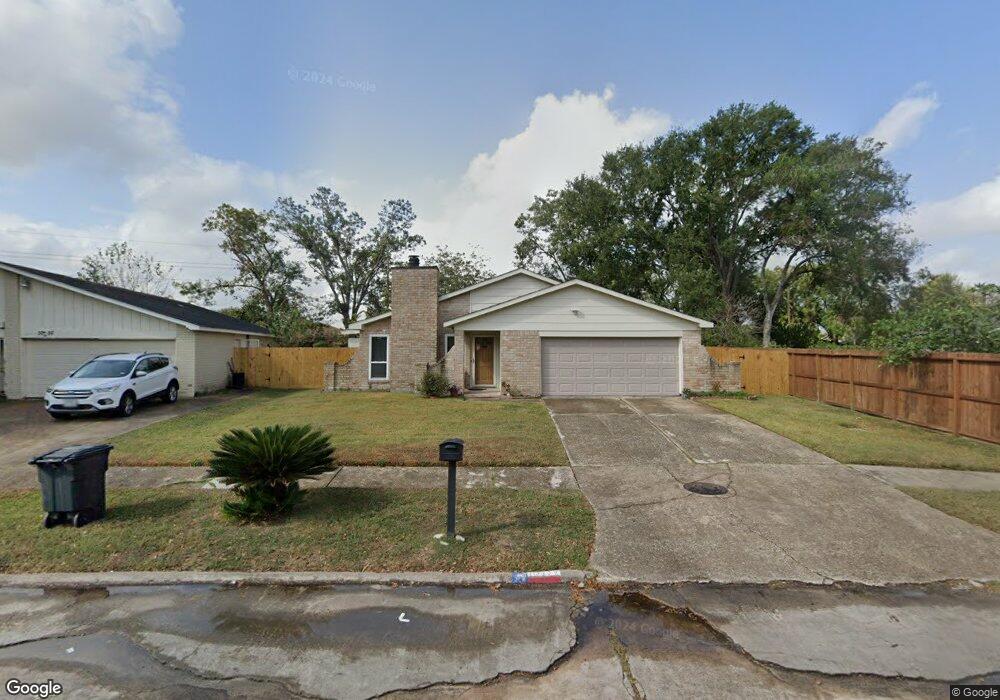 10827 Heather Hill Dr, Houston, TX 77086 - photo 1