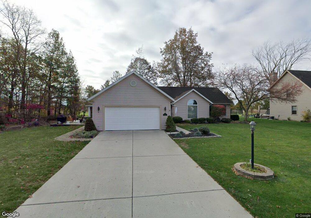 697 Woodridge Dr, Cridersville, OH 45806 - photo 1