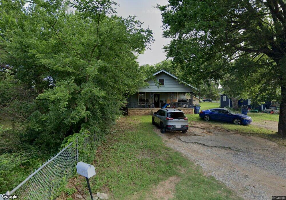 1805 W Bond St, Denison, TX 75020 - photo 1