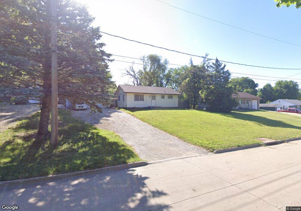 4225 SE 15th Ct, Des Moines, IA 50320 - photo 1