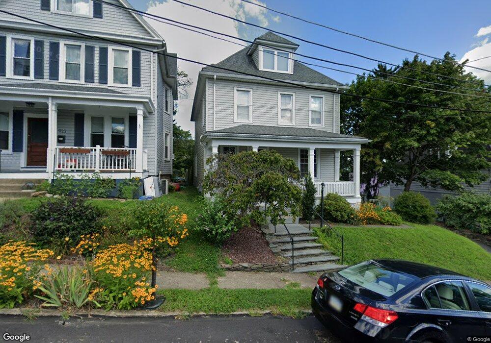 921 Mccartney St, Easton, PA 18042 - photo 1