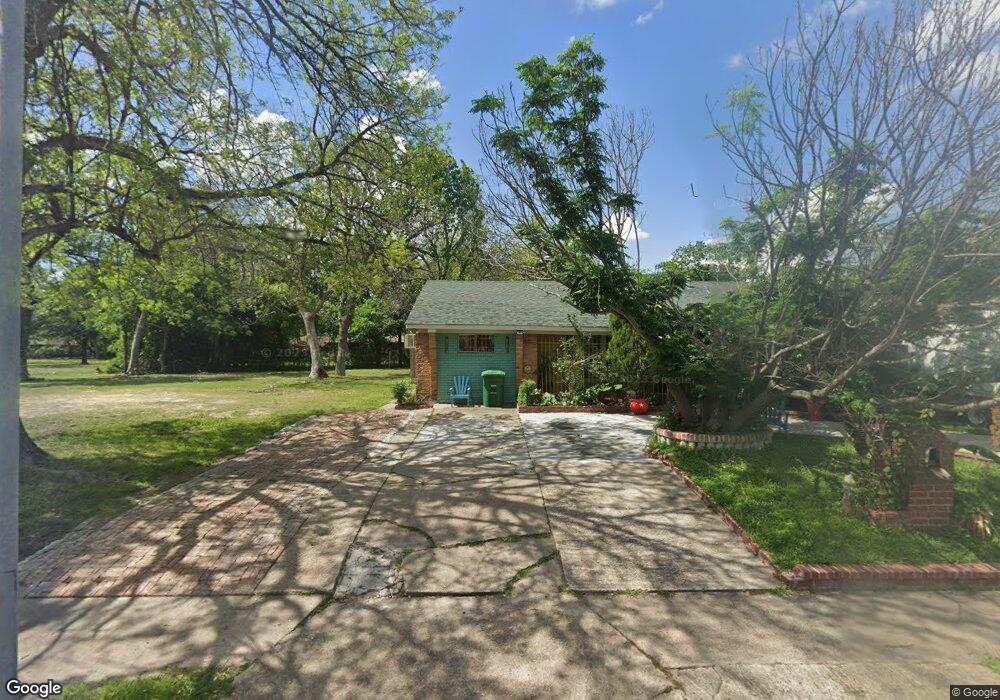 5007 Werner St, Houston, TX 77022 - photo 1