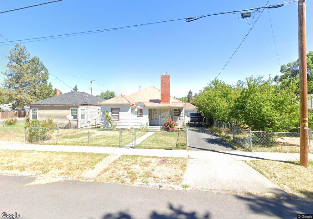 2315 Applegate Ave, Klamath Falls, OR 97601 - photo 1