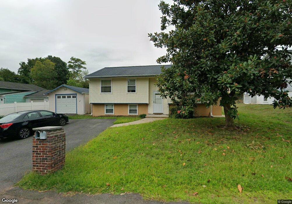 54 N Dover Ave, Somerset, NJ 08873 - photo 1