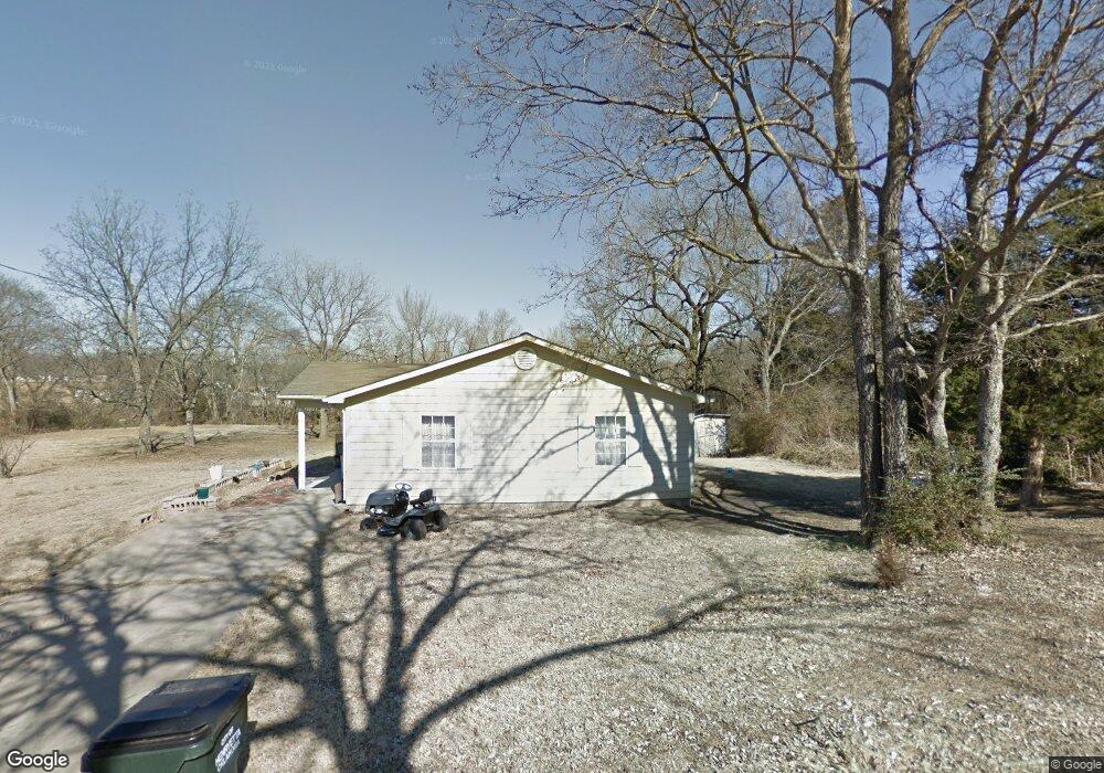 702 E Ragan St, Henryetta, OK 74437 - photo 1