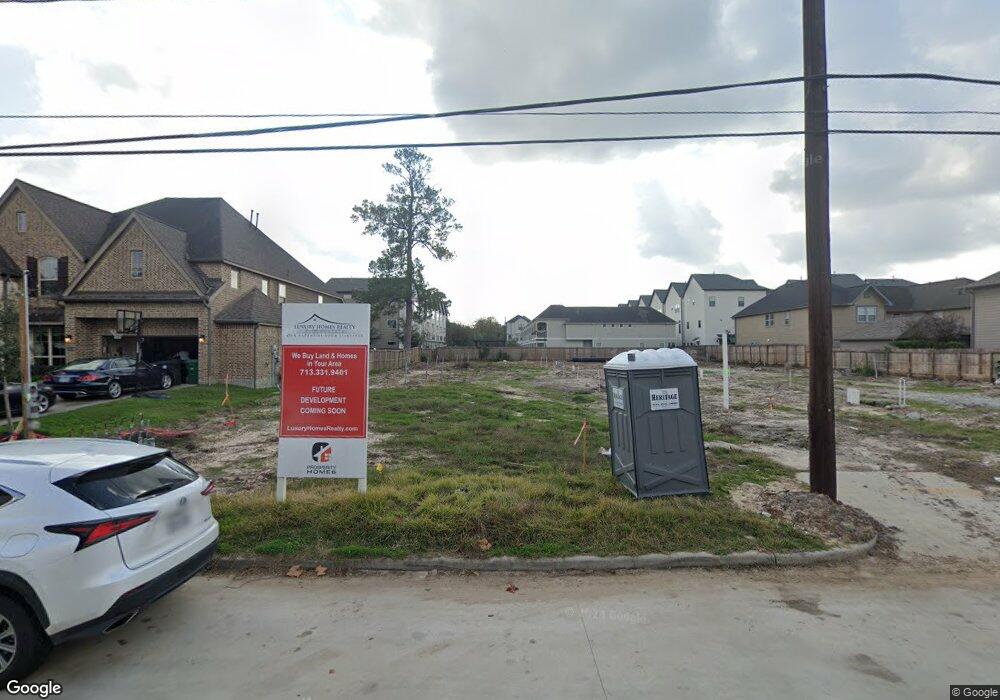 857 Fisher St, Houston, TX 77018 - photo 1