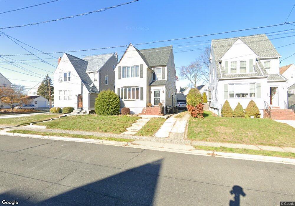 75 Munro Blvd, Valley Stream, NY 11581 - photo 1