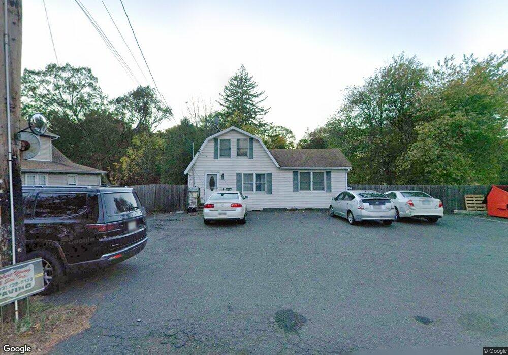 53 S Airmont Rd, Suffern, NY 10901 - photo 1