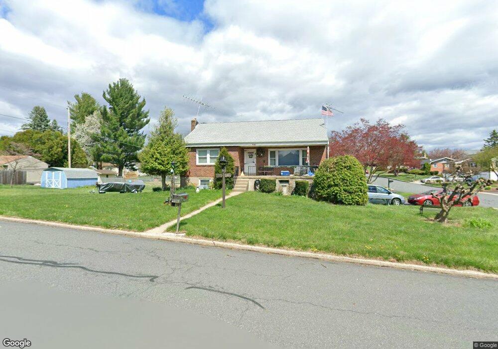 3701 Magnolia Ave, Reading, PA 19605 - photo 1