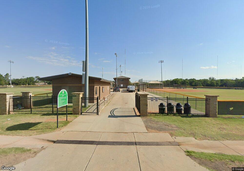 2008 E Hills Dr, Moore, OK 73160 - photo 1