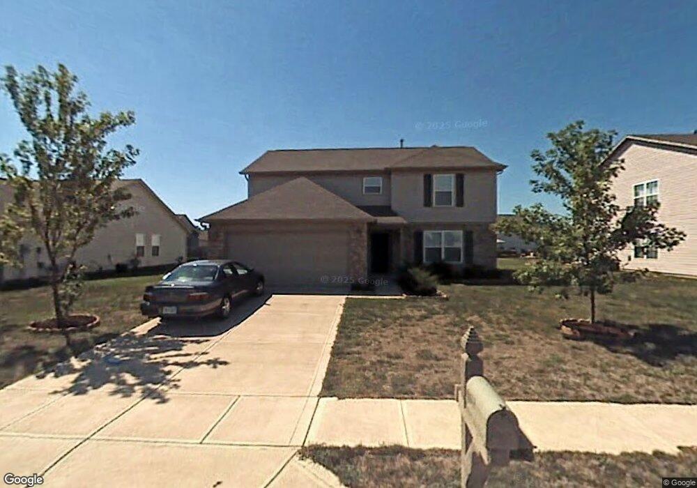 14072 Meadow Lake Dr, Fishers, IN 46038 - photo 1