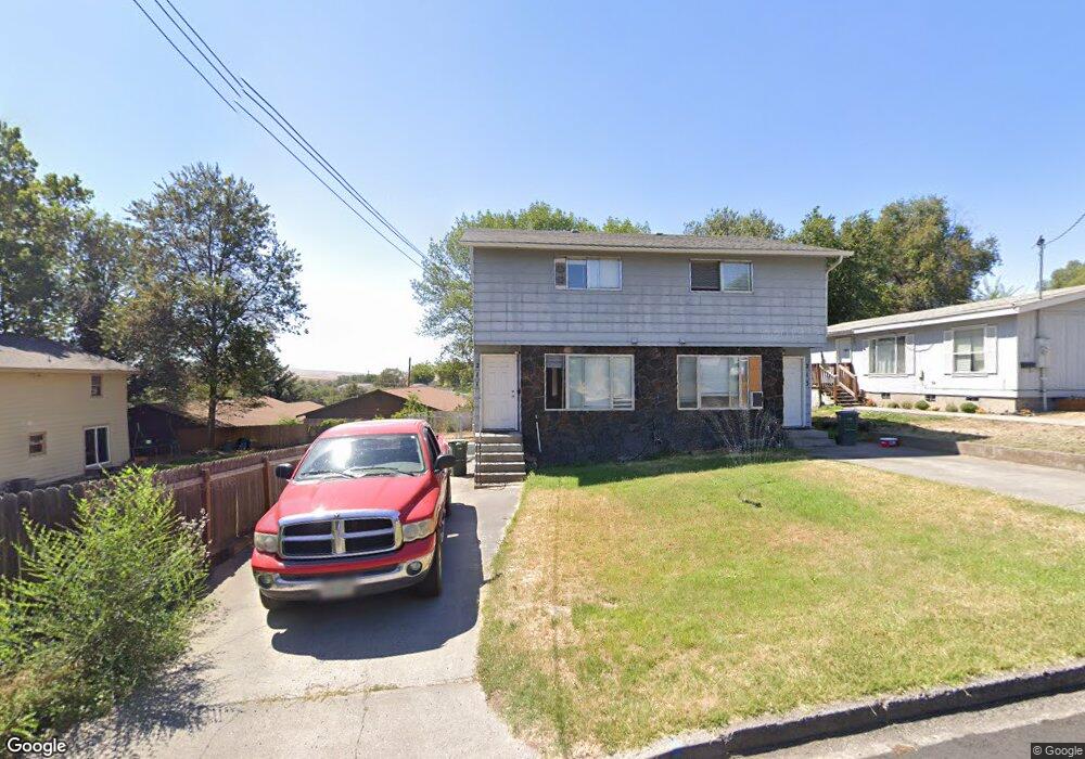 211 NW 13th St, Pendleton, OR 97801 - photo 1