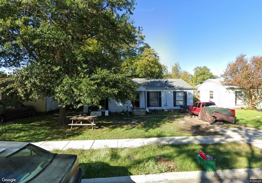 1030 Tamara Ln, Grand Prairie, TX 75051 - photo 1