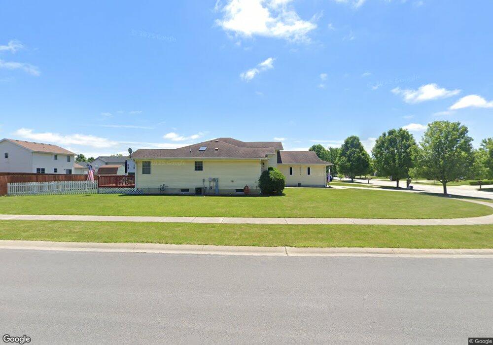 1384 Center Creek Dr, Crown Point, IN 46307 - photo 1