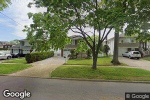 14 Dover Pkwy, Garden City, NY 11530